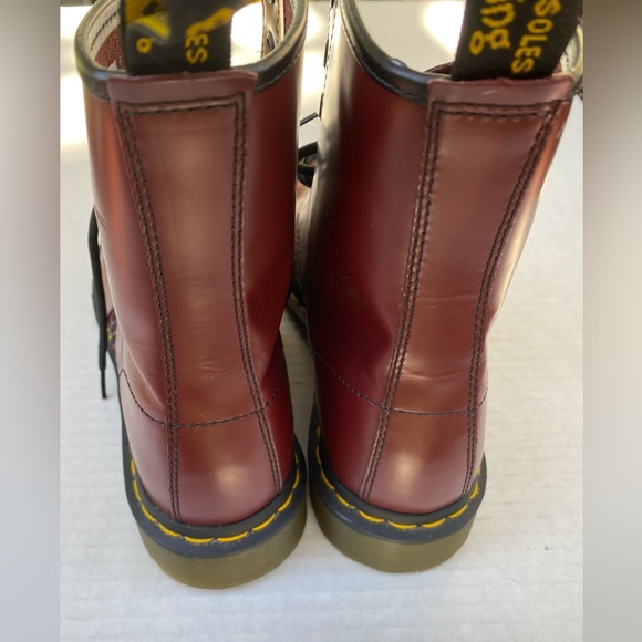 Dr Martens 1460 Smooth Leather Cherry Red size 42 mens 8 women's 9.5 - Picture 6 of 16